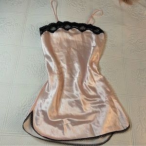 Pink‎ Lace Satin Nightdress